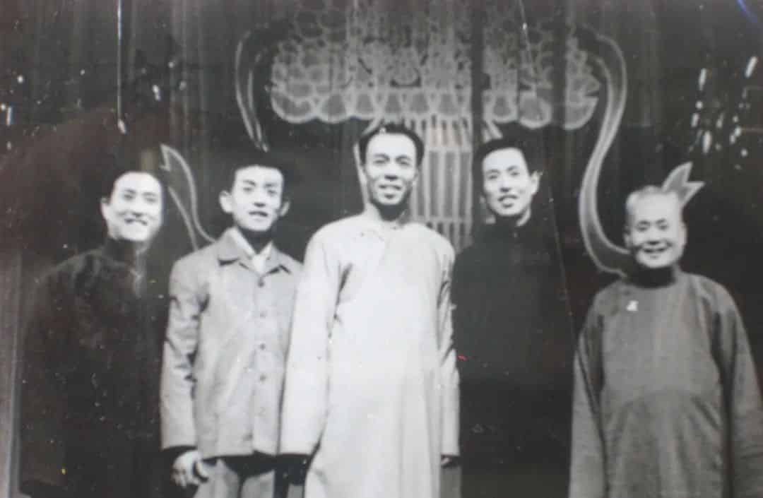 青島市歌舞劇院 青島市歌舞劇院