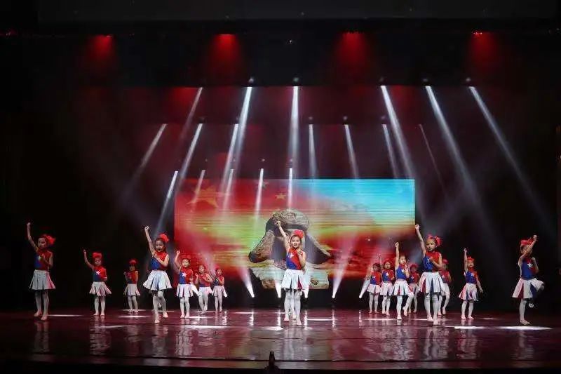 青島市歌舞劇院 青島市歌舞劇院