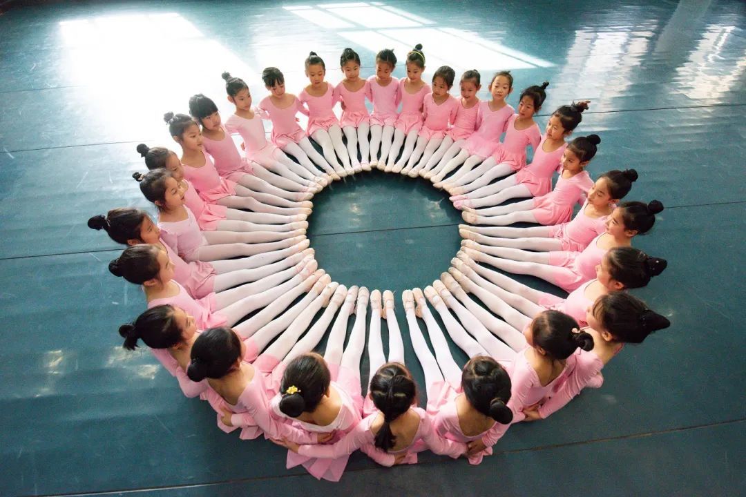 青島市歌舞劇院 青島市歌舞劇院