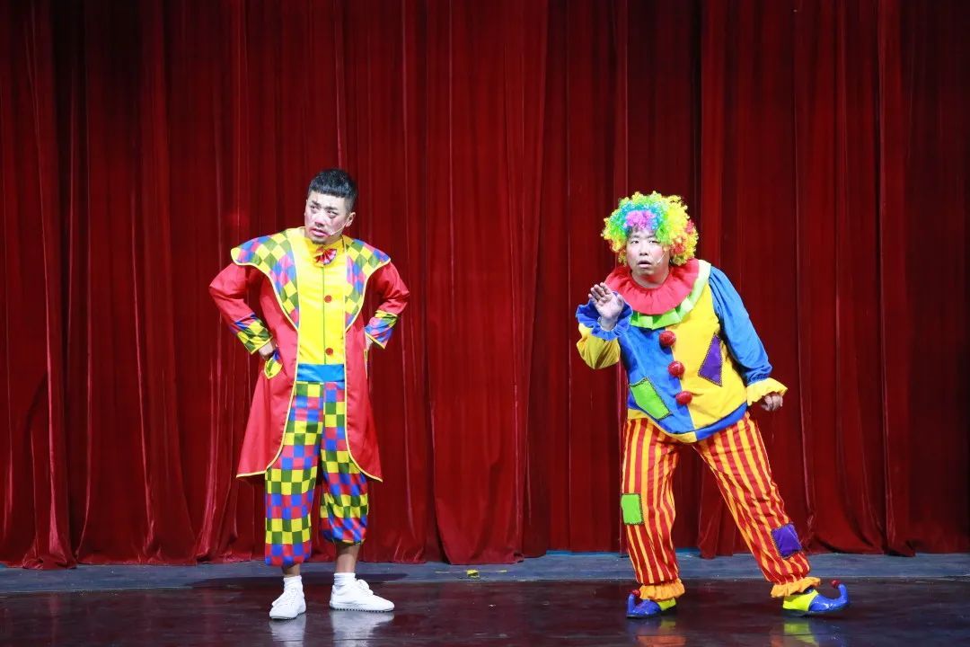 青島市歌舞劇院 青島市歌舞劇院