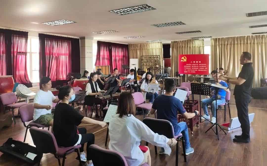 青島市歌舞劇院 青島市歌舞劇院