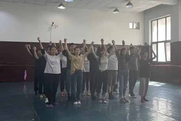 青島市歌舞劇院 青島市歌舞劇院