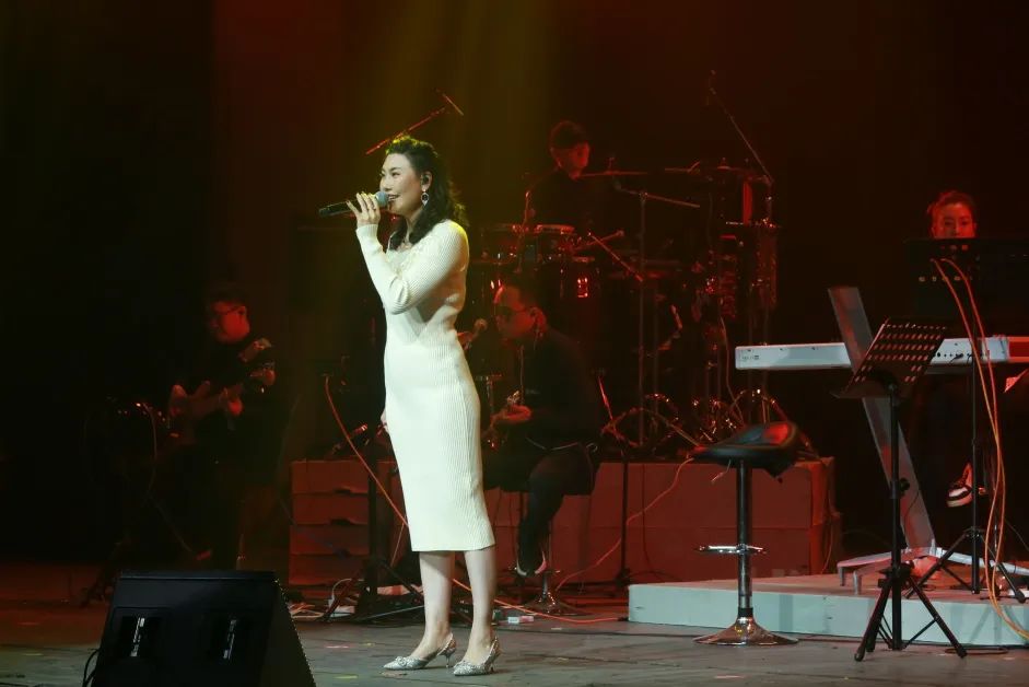 青島市歌舞劇院 圖片