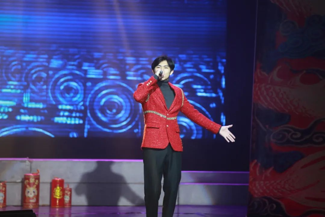 青島市歌舞劇院 青島市歌舞劇院