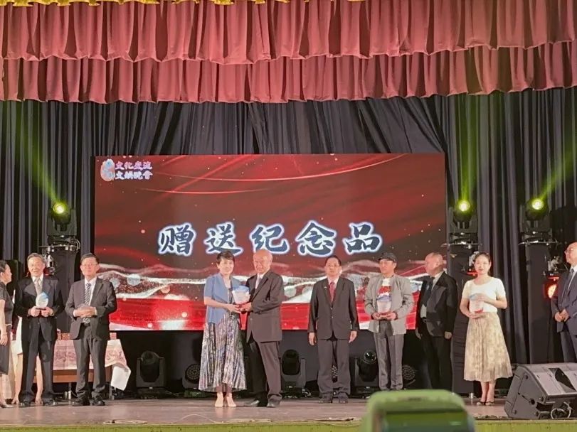 青島市歌舞劇院 青島市歌舞劇院