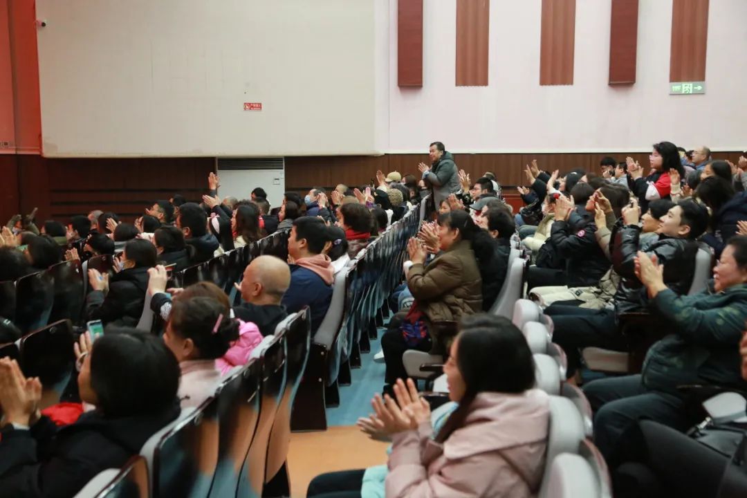 青島市歌舞劇院 圖片