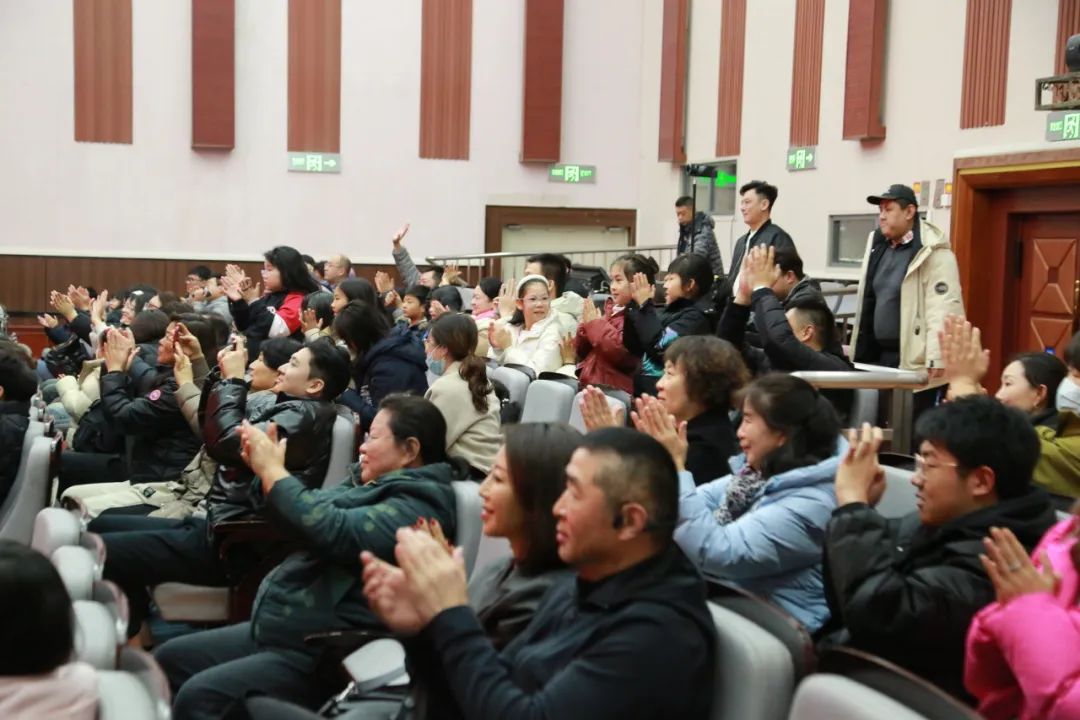 青島市歌舞劇院 圖片