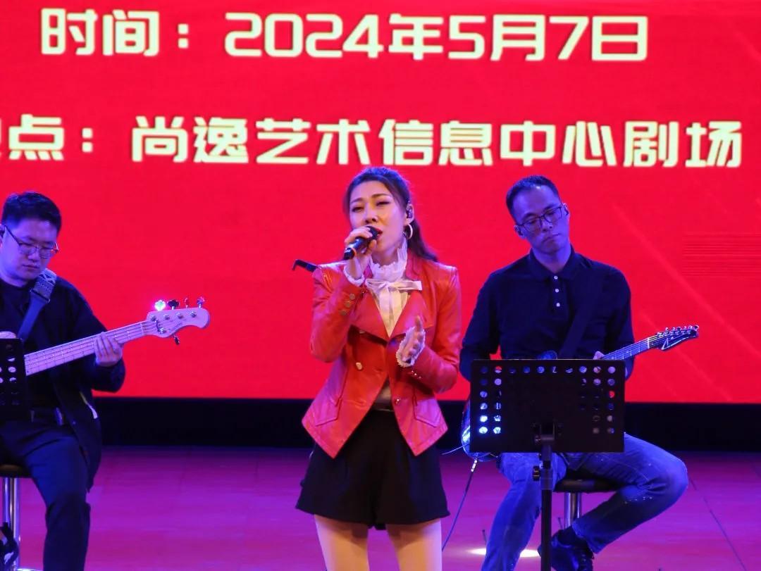 青島市歌舞劇院 青島市歌舞劇院