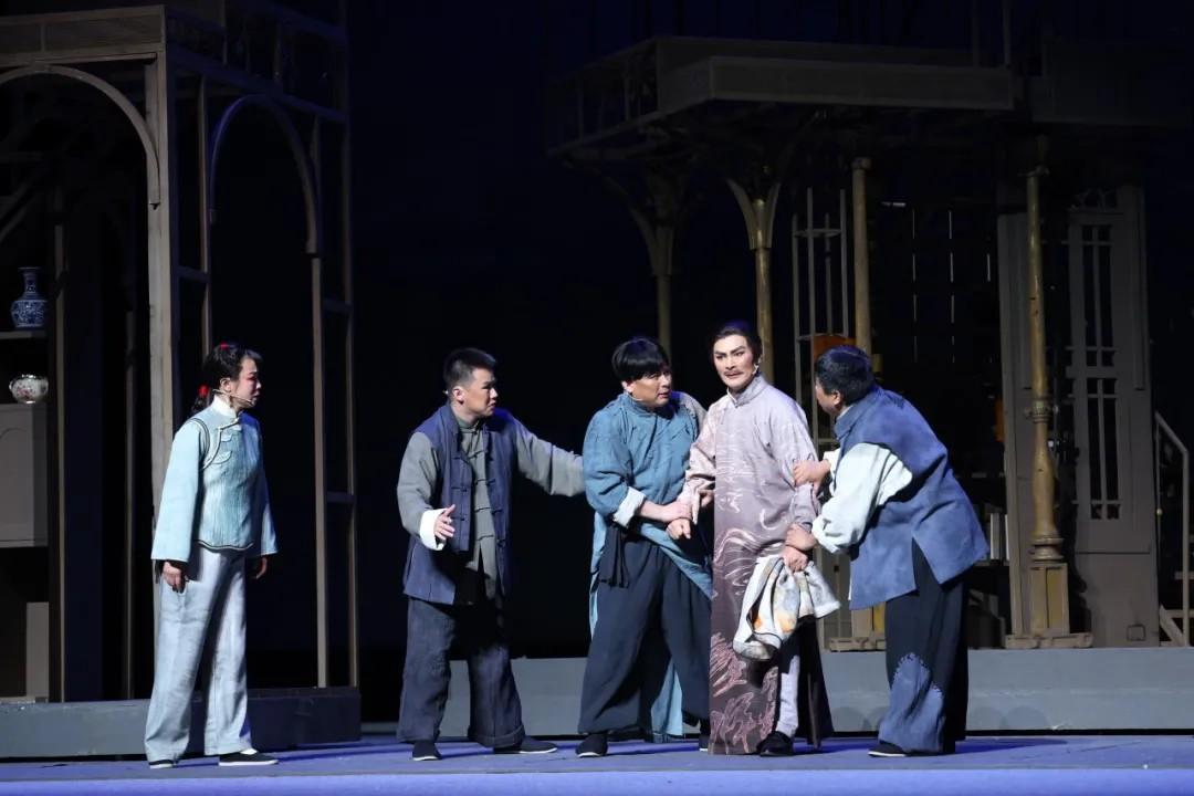 青島市歌舞劇院 青島市歌舞劇院