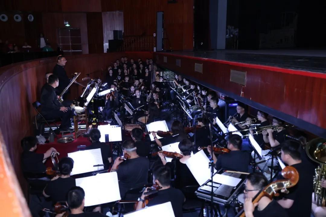 青島市歌舞劇院 青島市歌舞劇院