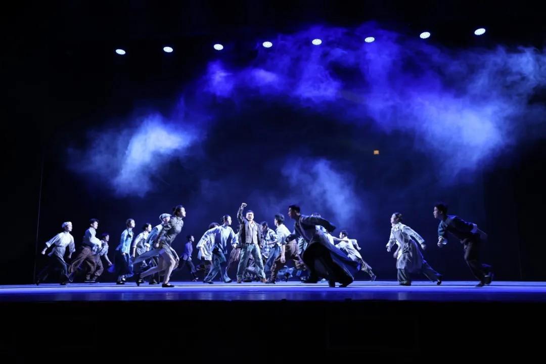 青島市歌舞劇院 青島市歌舞劇院