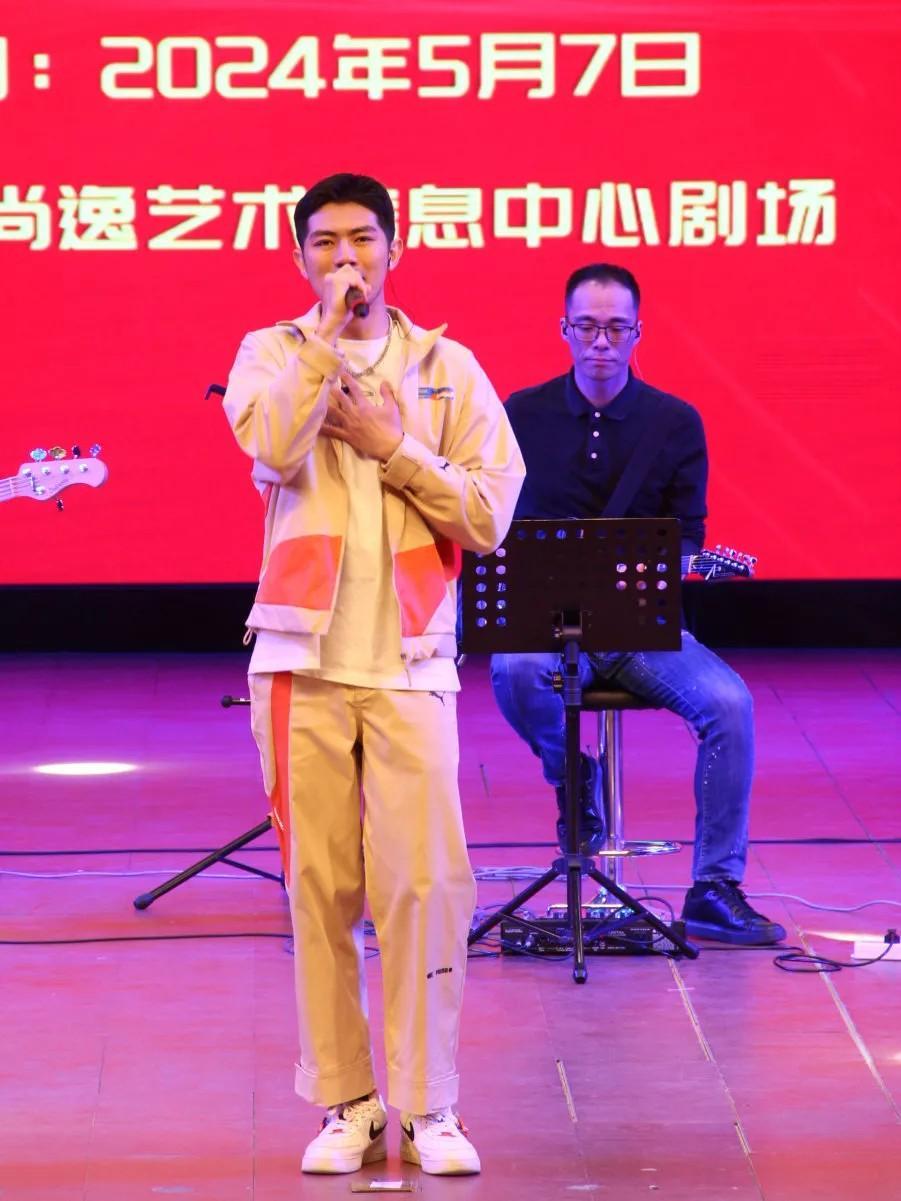 青島市歌舞劇院 青島市歌舞劇院