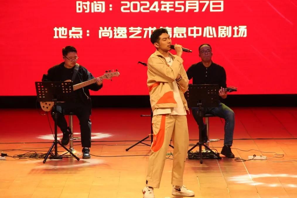 青島市歌舞劇院 青島市歌舞劇院