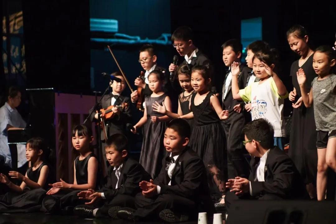 青島市歌舞劇院 青島市歌舞劇院