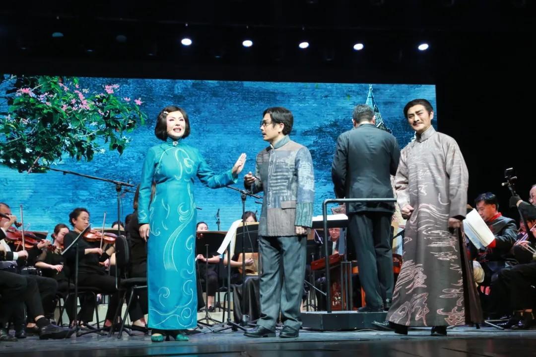 青島市歌舞劇院 青島市歌舞劇院