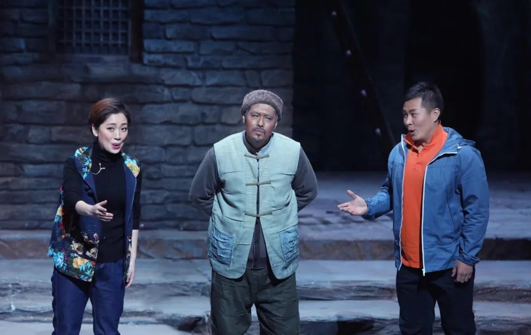 青島市歌舞劇院 青島市歌舞劇院