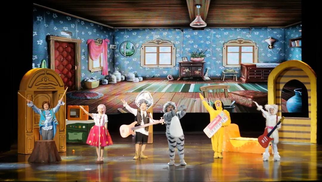 青島市歌舞劇院 青島市歌舞劇院