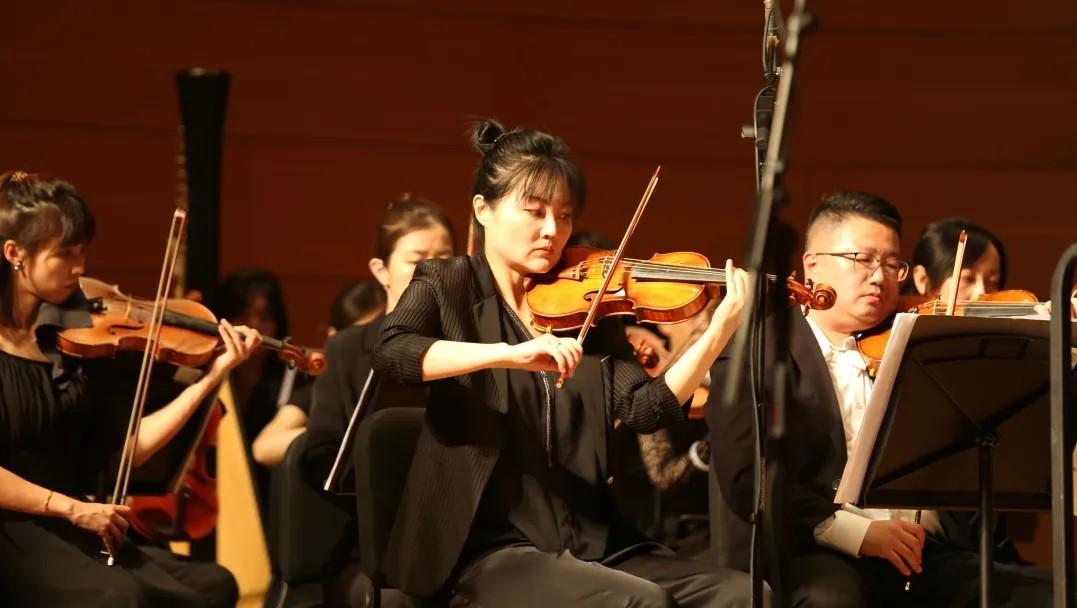 青島市歌舞劇院 青島市歌舞劇院