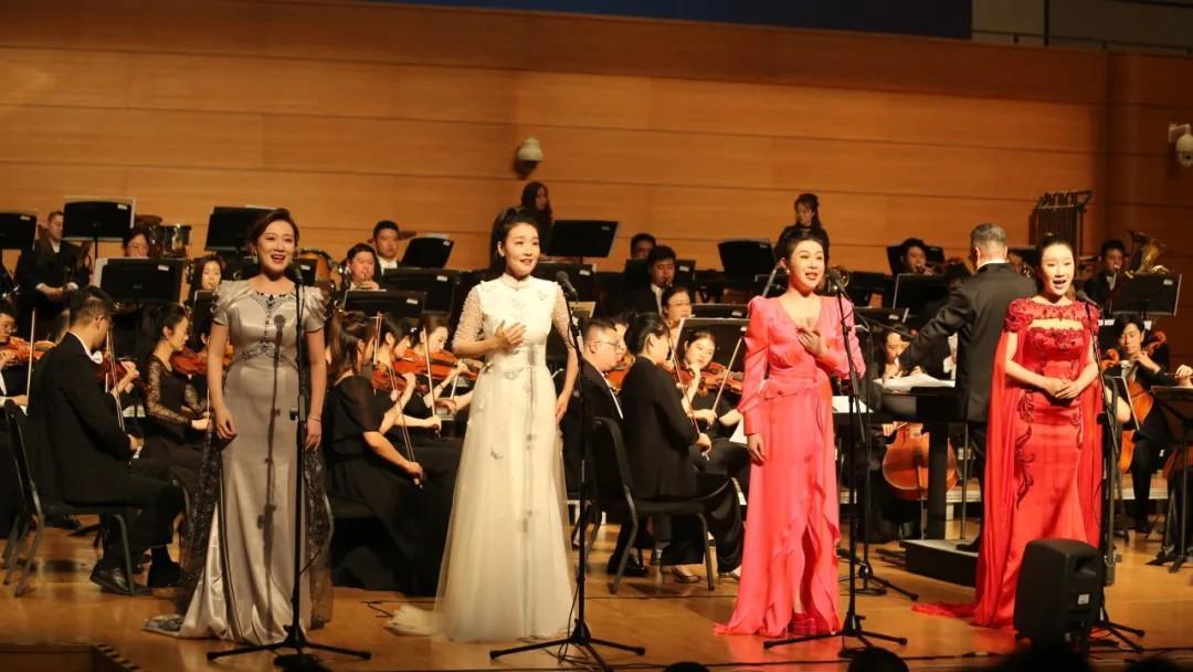 青島市歌舞劇院 青島市歌舞劇院