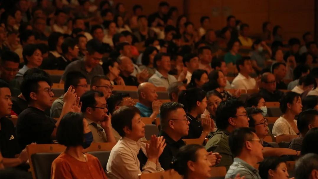 青島市歌舞劇院 青島市歌舞劇院