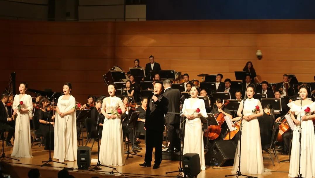 青島市歌舞劇院 青島市歌舞劇院