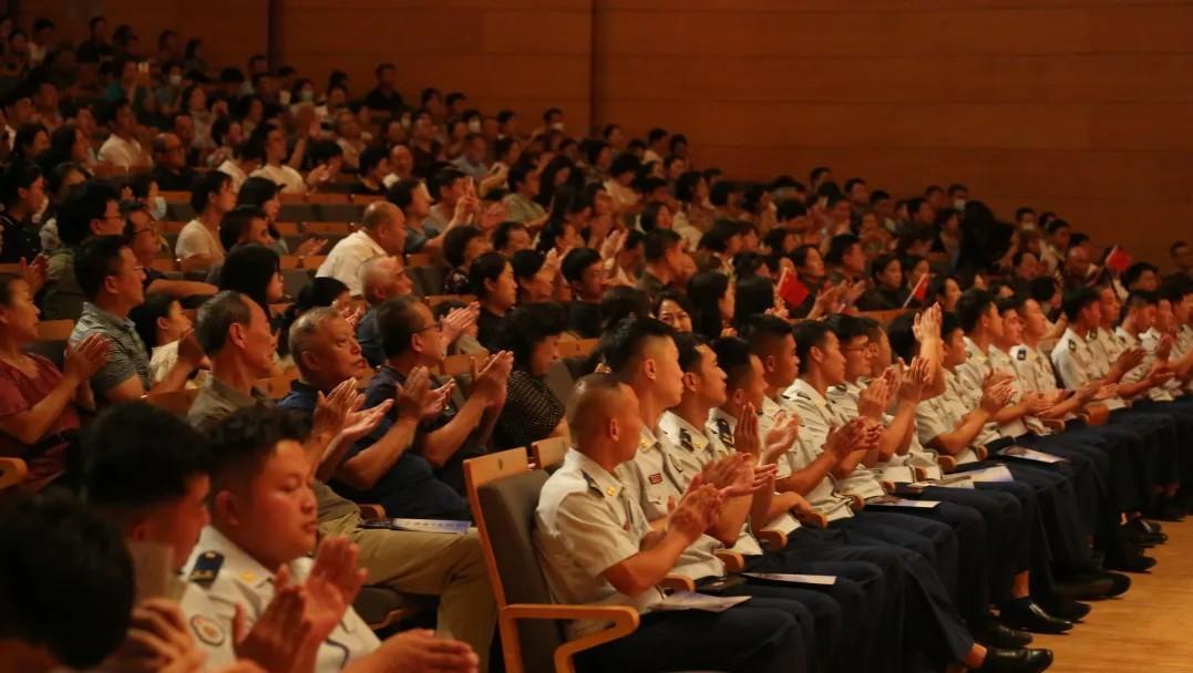 青島市歌舞劇院 青島市歌舞劇院