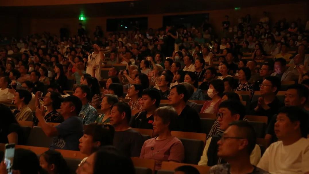 青島市歌舞劇院 青島市歌舞劇院