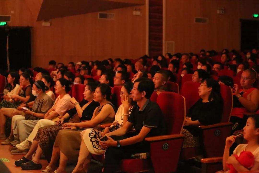 青島市歌舞劇院 青島市歌舞劇院