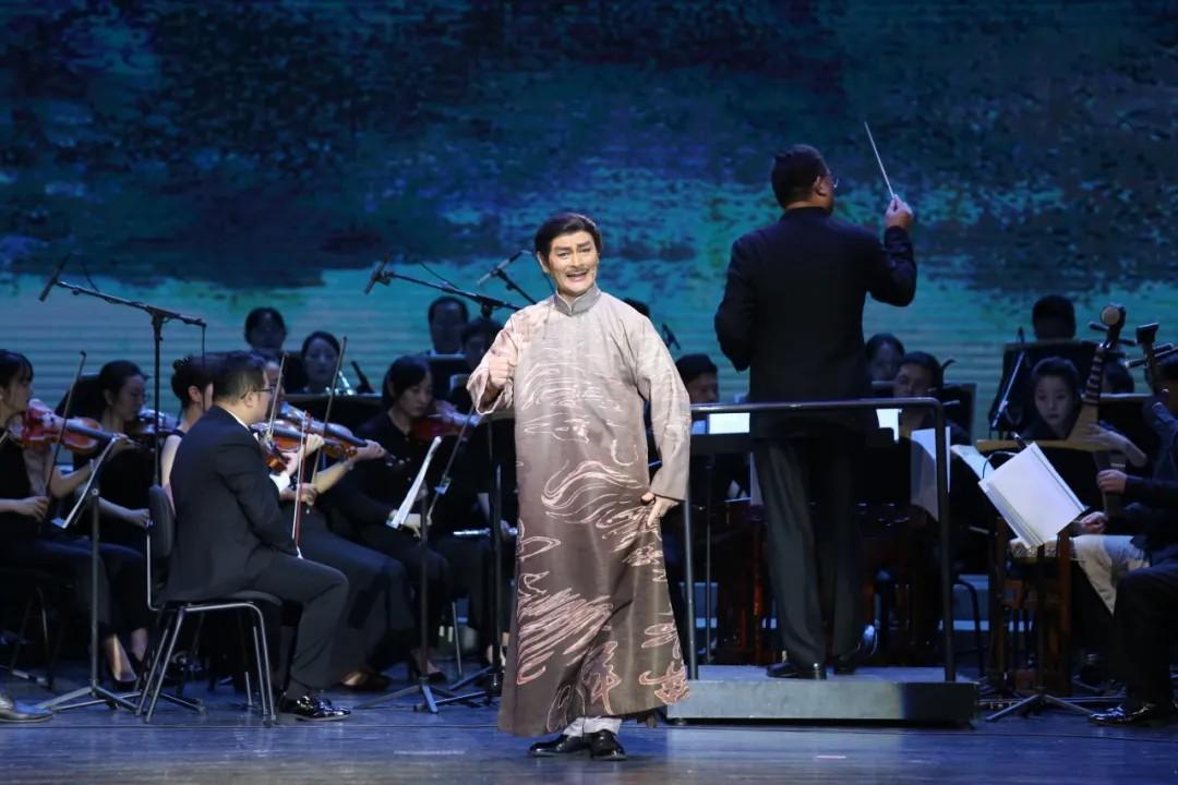 青島市歌舞劇院 青島市歌舞劇院