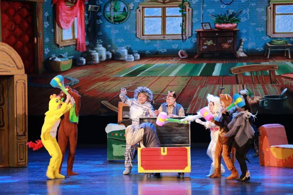 青島市歌舞劇院 青島市歌舞劇院