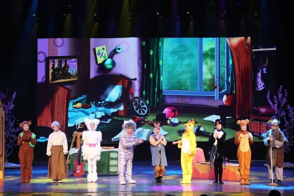 青島市歌舞劇院 青島市歌舞劇院