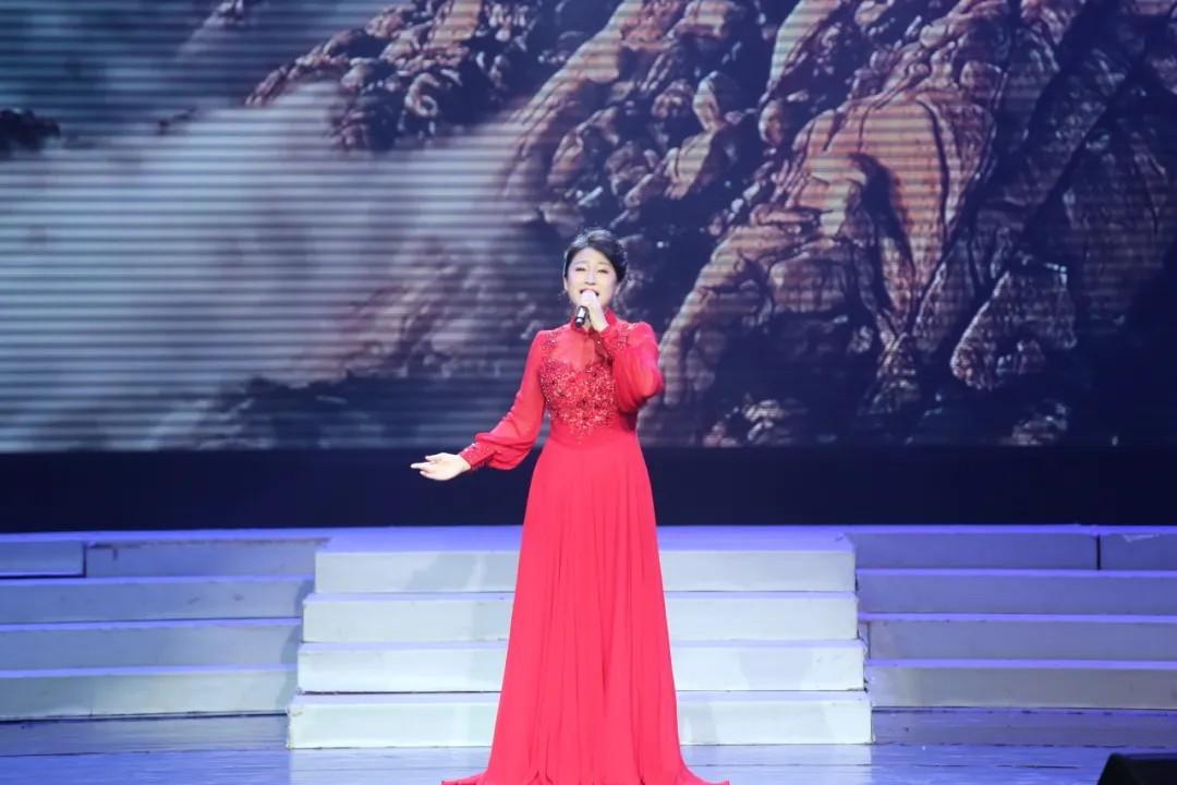 青島市歌舞劇院 青島市歌舞劇院