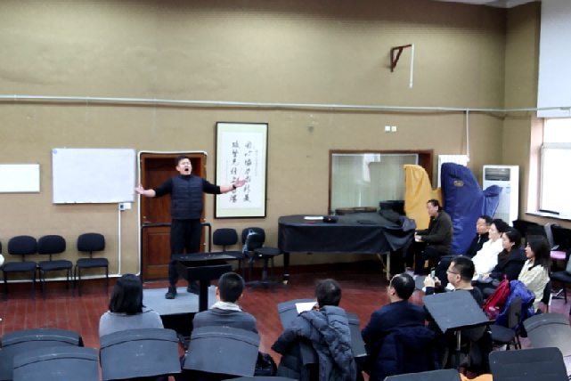 青島市歌舞劇院