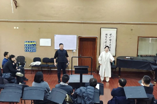 青島市歌舞劇院