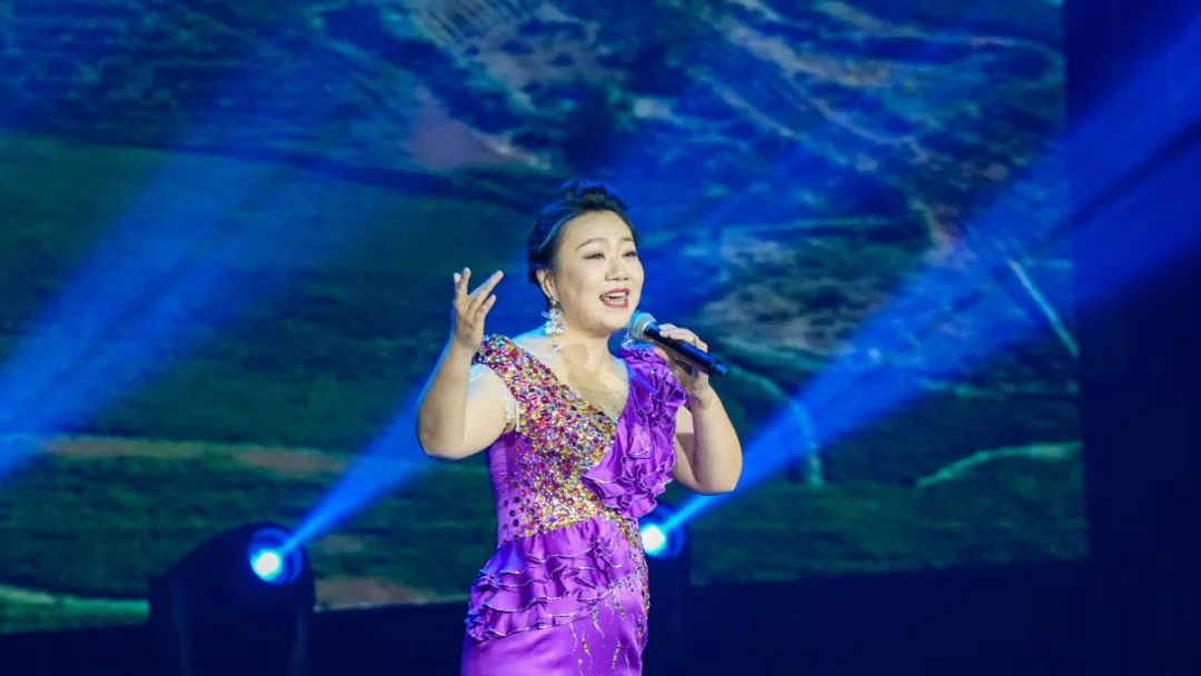 青島市歌舞劇院 青島市歌舞劇院