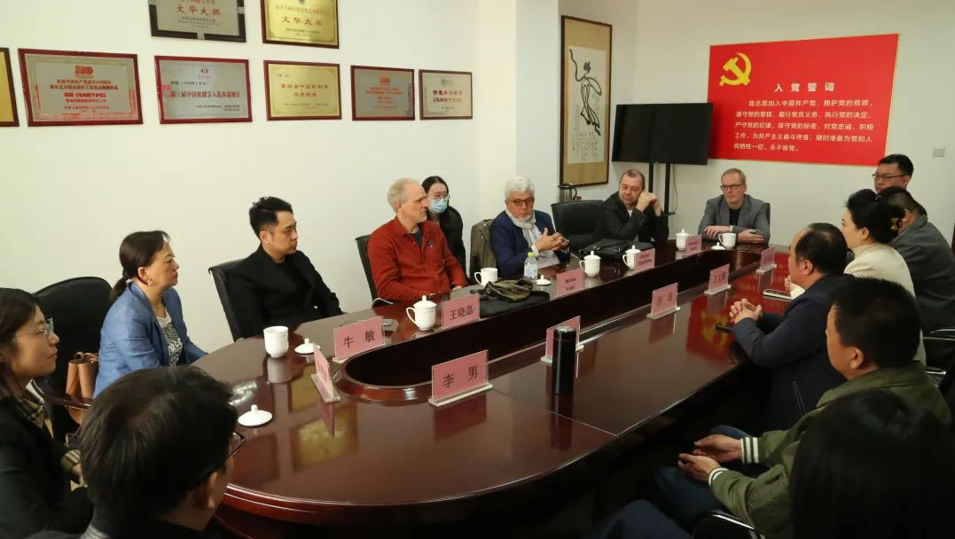 青島市歌舞劇院 青島市歌舞劇院